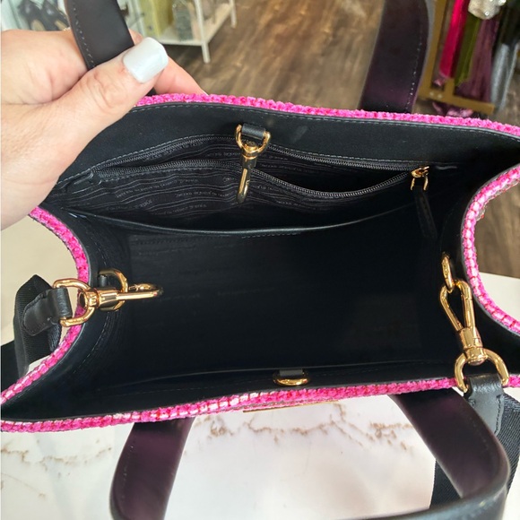 KATE SPADE MANHATTAN STRIPED METALLIC SMALL TOTE HANDBAG - Picture 4 of 5